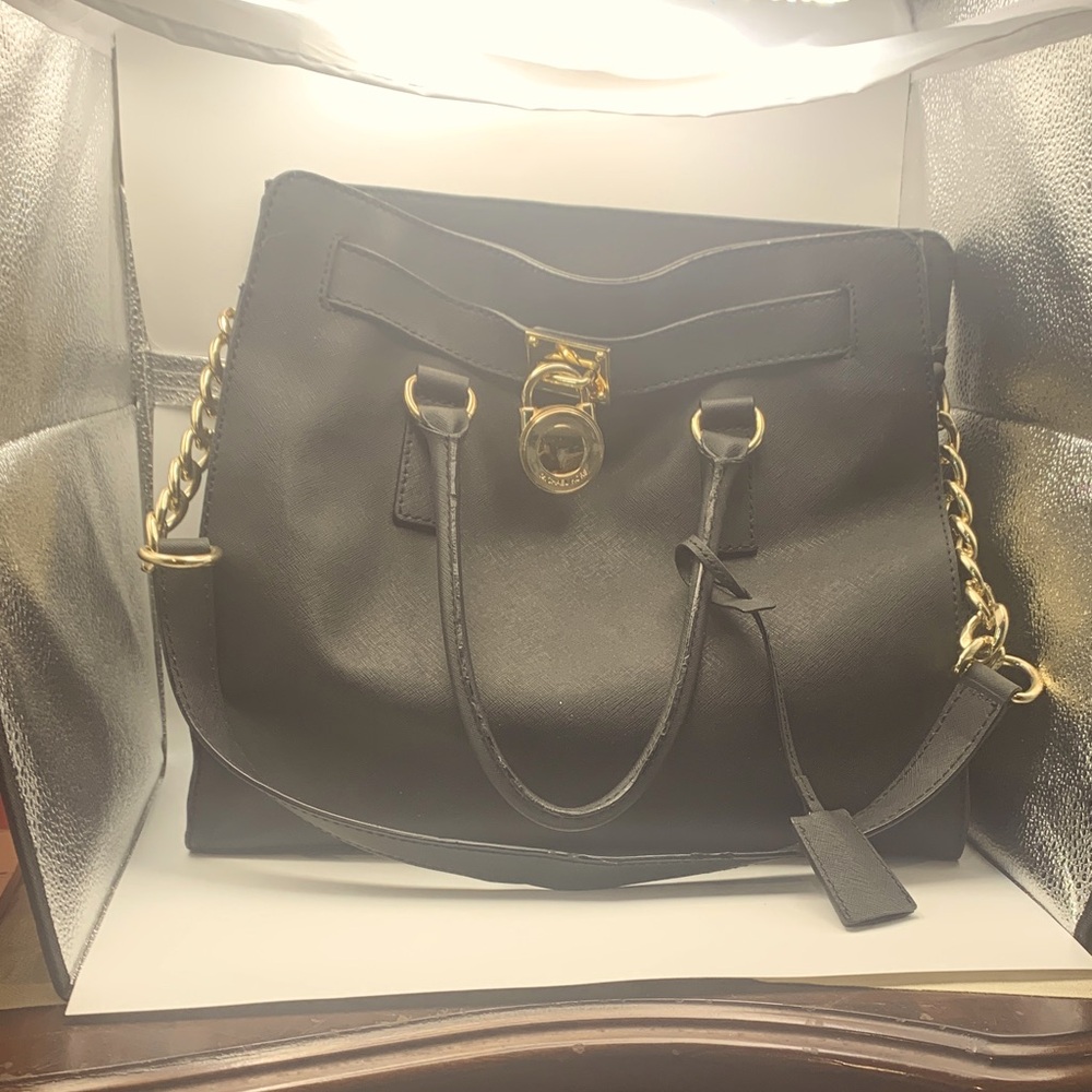 MICHAEL Michael Kors Black Shoulder Bag with Gold Chain